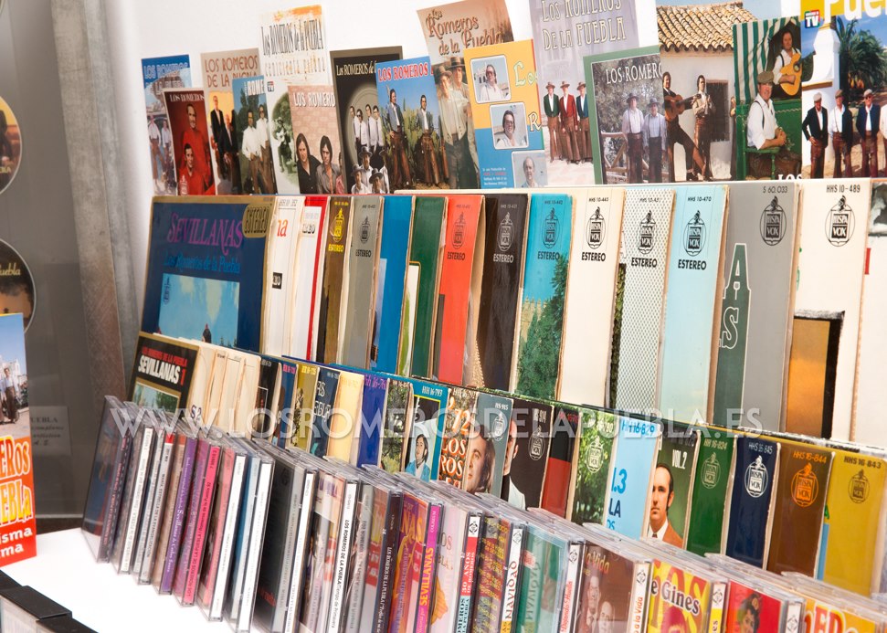 Foto detalle de la discografía de Los Romeros de la Puebla.
