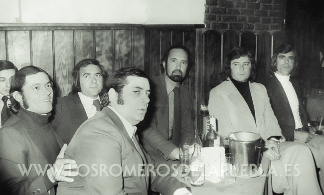 Junto a Miguel de los Reyes, año 1974.